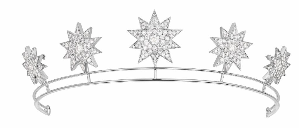 エリザベートの髪飾り「シシィの星」を配したケッヒャートのティアラ。ハプスブルク家宮廷様式の正統デザイン