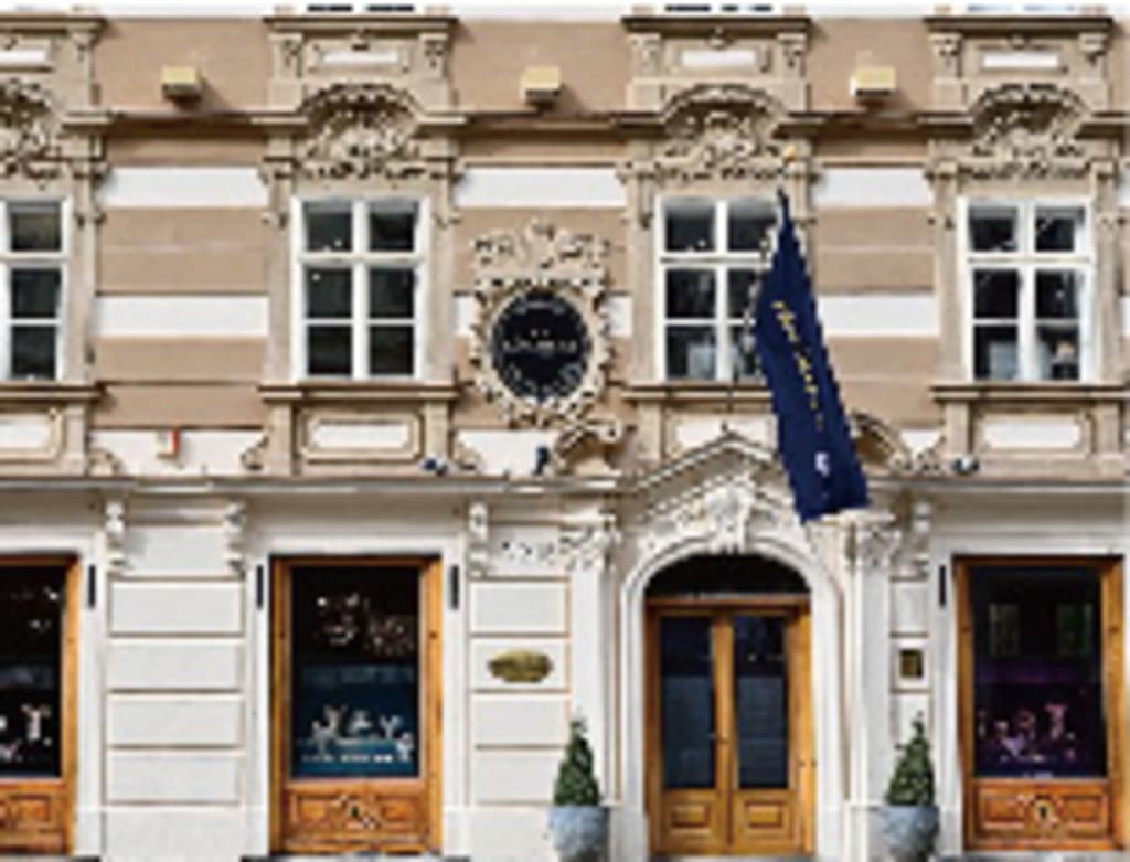 エリザベートの髪飾りを制作した宮廷ジュエラー〈ケッヒャート〉のウィーン本店外観